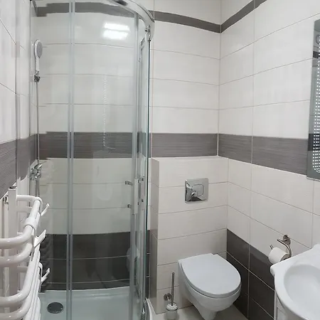 منزل للإقامة Adonis *